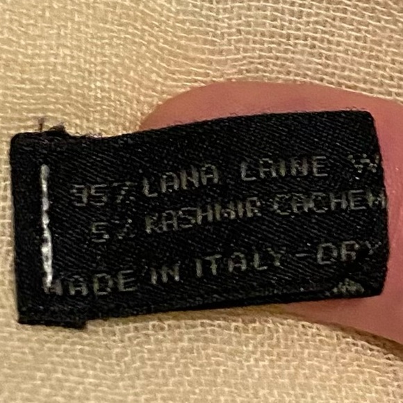 Rare Franco Ferrari Biogauze Graphic Scarf. Woman’s Face, Abstract. 48”X72”. - Picture 4 of 8